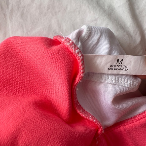 NVGTN open back t-shirt - Picture 4 of 4